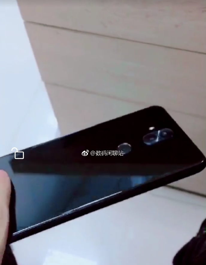 ASUS Zenfone 5 Lite Leaked In More Hands On Images